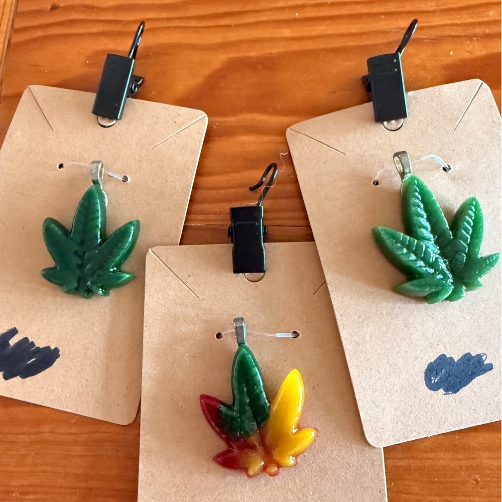 Lot of 3 Acrylic Cannabis Pot Leaf Pendants Green Rasta Marijuana Charms Hippie